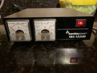 Samlex SEC-1235M 30 Amp Ham Radio Switching Power Supply