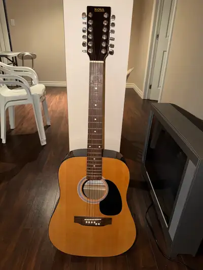 Acoustic guitar - READ DESCRIPTION, View more