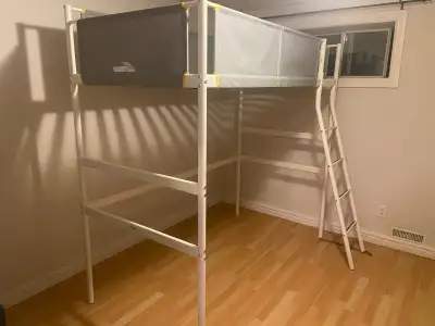 Twin sz loft bed delivery extra $, View more