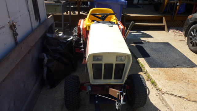 Simplicity Garden Tractor in Other in Winnipeg