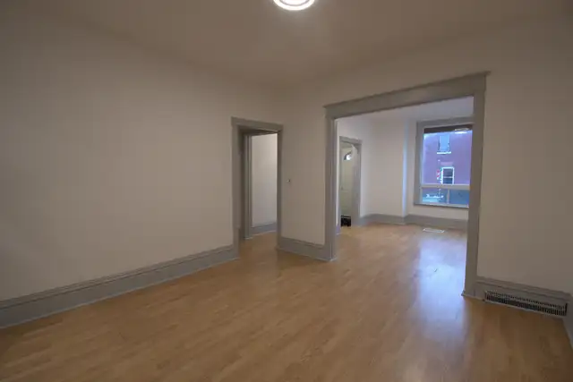 Charming home for rent close to James North in Long Term Rentals in Hamilton - Image 8
