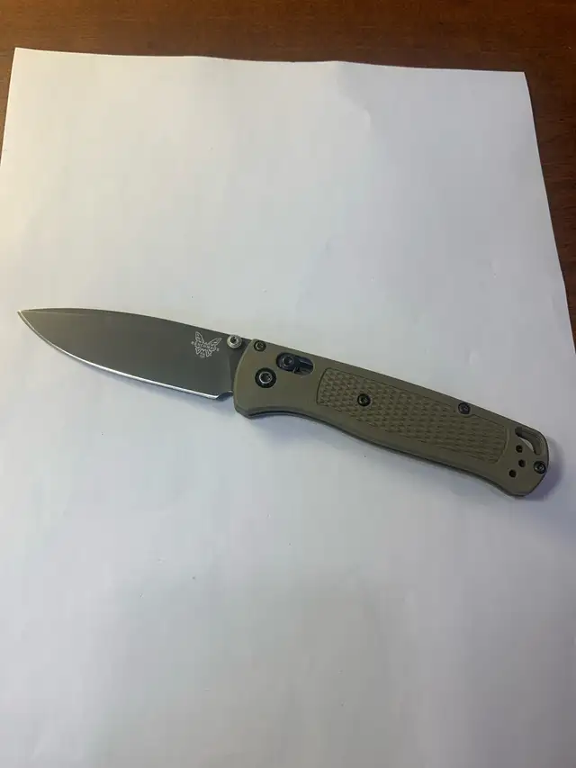 Benchmade Bugout S30V63735877851905120