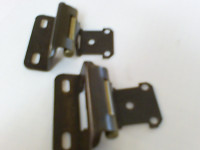 Cupboard door hinges