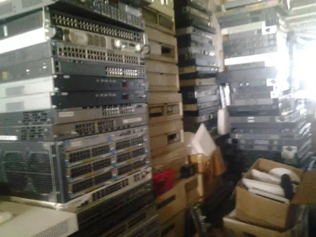 Fortinet FortiGate FG-800C-G Firewall 100+ fortinet 900+pc MAC l in Other in City of Montréal - Image 7