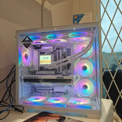 Please contact us to confirm availability Whole White Build Processor: AMD Ryzen 7 9800X3D Cooling:...