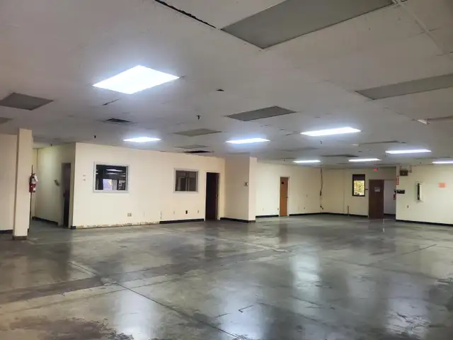 Warehouse Space for Rent in Commercial & Office Space for Rent in Oshawa / Durham Region - Image 6