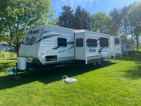 camper 31ft puma 2012 with 4 bunk beds (PRICE REDUCED )$28,000