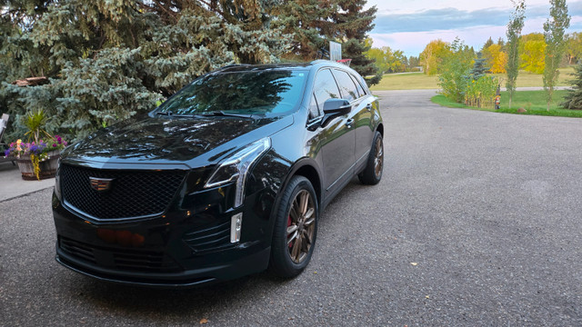 2022 Cadillac XT5 Sport in Cars & Trucks in Calgary