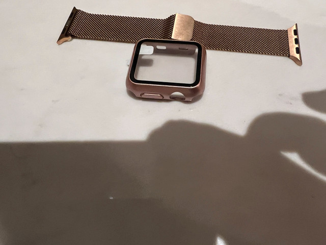 iwatch 3 - 38/40/41 mm cover and bands in Cell Phone Accessories in Markham / York Region - Image 2