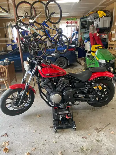 2016 Yamaha Bolt R-Spec – 16,000km – One Owner – Extras 949cc V-twin cruiser with ~16,000 km. One ow...