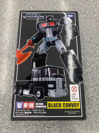Takara Tomy Transformers “Black Convoy” MP-10B