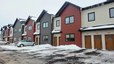 Be the first to live in these beautiful, newly built one-level townhouses featuring modern design, p...