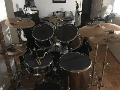 Five piece Drum set and Sabian cymbals, View more