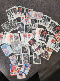 Assortment of old hockey cards