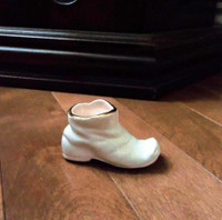 Vintage Decorative Plates & Bone China 'Boot' Figurine