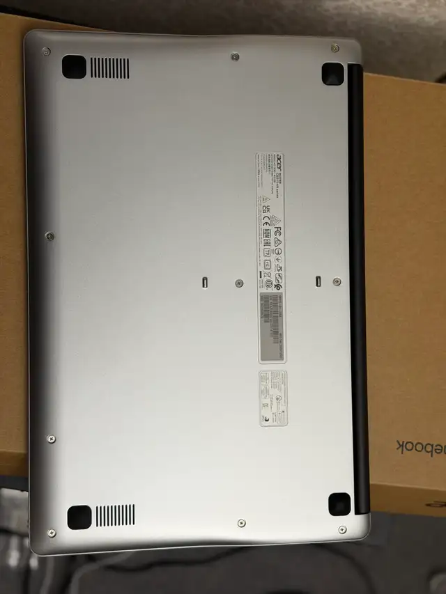 Acer Chromebook in Laptops in Barrie - Image 10
