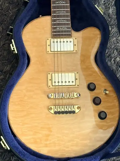 Ibanez ARC500 Artist Series Electric Guitar with Hard Case, View more