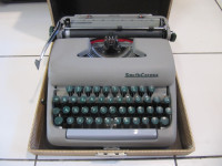 Vintage Smith Corona Sterling Typewriter X Condition Cir 1949-52