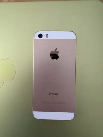 iPhone SE 1st Gen 16GB ***READ DESCRIPTION!!***, View more