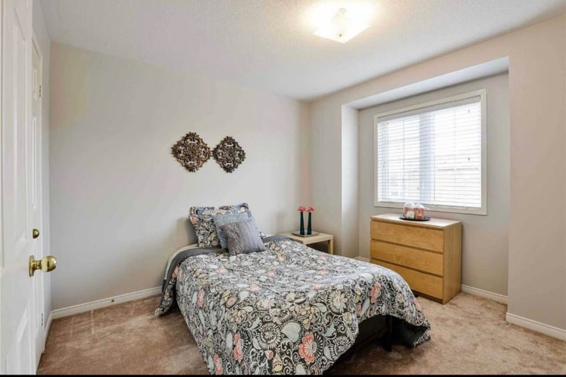 Rooms for Rent Room Rentals & Roommates Mississauga / Peel Region