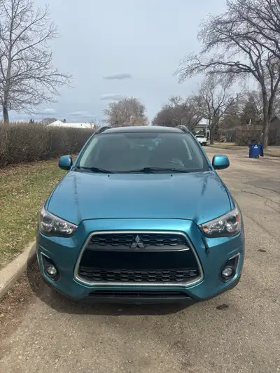 2014 Mitsubishi RVR that’s daily driven with no issues! -179,400 Km (will slowly go up with daily co...