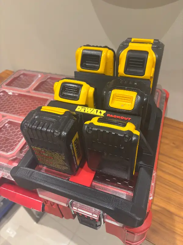 6x DeWalt Battery Milwaukee Packout Holder Carrier Caddy in Power Tools in Markham / York Region - Image 3