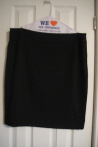 Women Black Pencil Skirt by mac & jac , Plus size 16