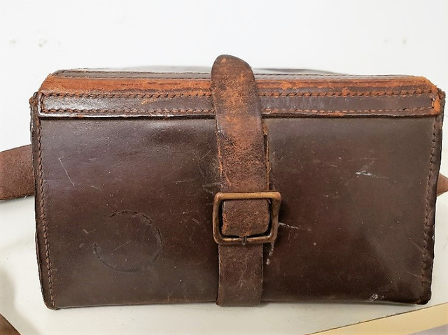 WW2 Leather Case 10 x 9 x 5 in Arts & Collectibles in Cornwall - Image 3