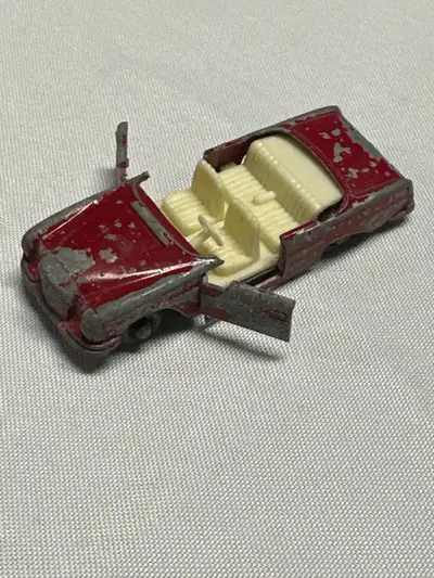 Matchbox Lesney No 53 Mercedes-Benz 220 missing rooftop (1A)