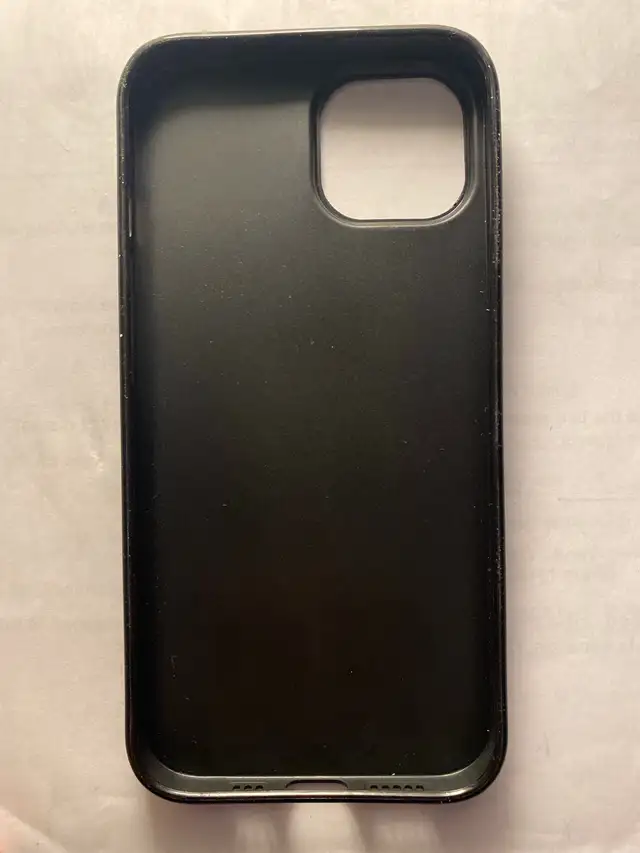 Brand New Matte Black Case - iPhone 14 in General Electronics in Markham / York Region - Image 4