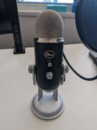 Blue Yeti Microphone with Pop Guard - Good Condition