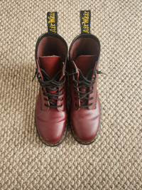 Dr. Martens 1460 Smooth Leather Lace Up Boots