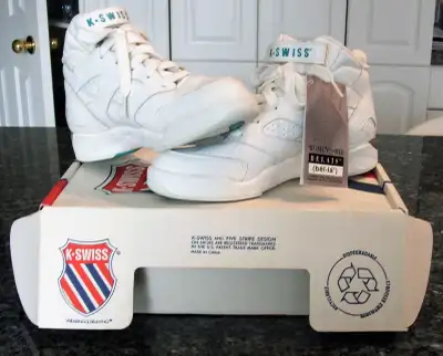 Womens BNIB K-SWISS White Leather Aerobics/Walking Shoes,Size 7, View more