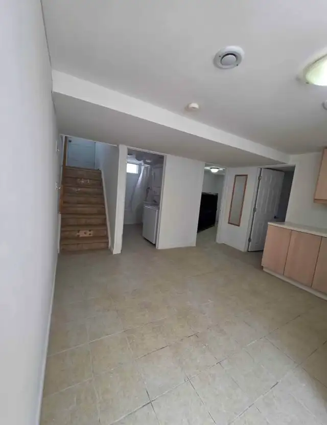 Private Room For Rent in Room Rentals & Roommates in Ottawa - Image 4