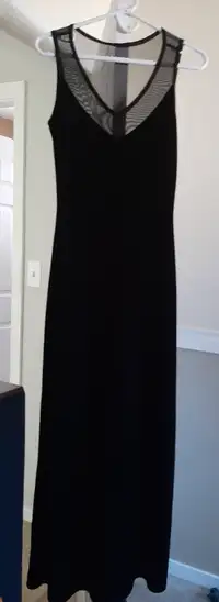 Black Ladies Velvet/Mesh dress