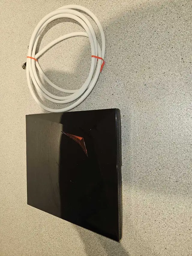 Antenne intérieure HD in Video & TV Accessories in Québec City - Image 2