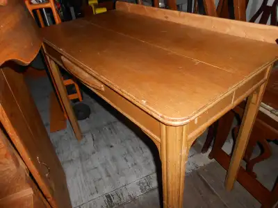 Solid wood desk no drawer height30" width38" depth20", View more