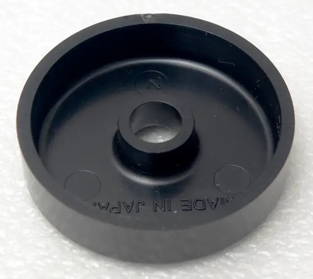 Vintage Original Sony Turntable 45 RPM Adapter in Stereo Systems & Home Theatre in Edmonton - Image 5