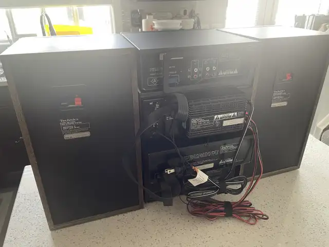 Technics Stereo Tuner Amplifier Cassette 3CD Complete Made Japan in Stereo Systems & Home Theatre in Calgary - Image 3