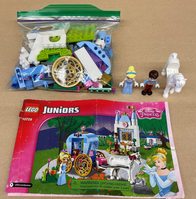 LEGO Juniors 10729 Cinderella’s Carriage 2 Minifigures in Toys & Games in Regina - Image 2