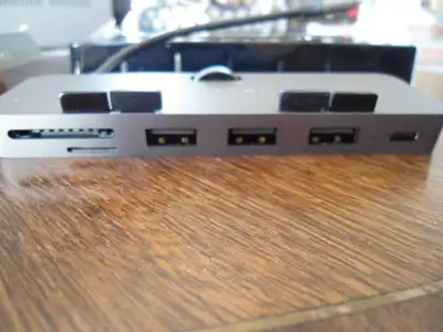 USB Hub (New) .. Rimbey, Bentley, Parkland Beach area, View more