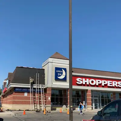 **Free estimates for all services** satisfaction guarantee lowest price Phone ☎️ 416-605-0326 Terry...