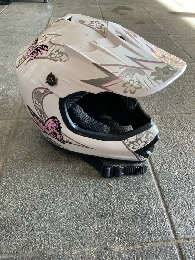 ATV helmet in Other in Mississauga / Peel Region - Image 2