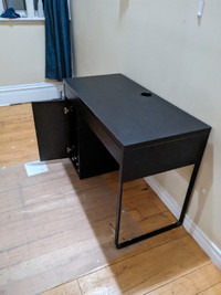 Ikea MICKE desk
