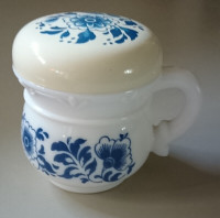 Vintage Avon White Milk Glass "Blue Delft Floral Leaf Teacup Jar