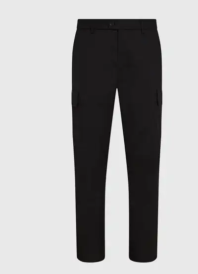 These are a pair of sleek black cargo pants, perfect for a modern and versatile look. The pants feat...