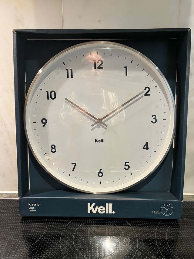 Horloge murale Kvell wall clock dans Décoration intérieure et accessoires  à Ville de Montréal