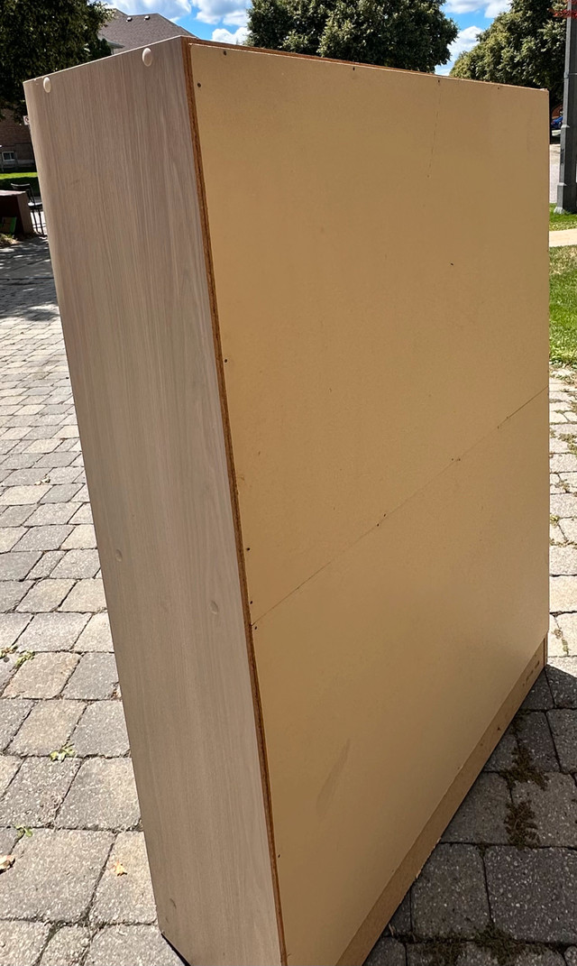 Bookcase in Bookcases & Shelving Units in Markham / York Region - Image 3