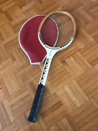 Tennis racquets / Racquettes de Tennis