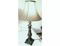 VINTAGE METAL BRONZE TABLE LAMP, EXCELLENT CONDITION, 28" TALL